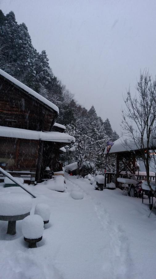 Experiencing Traditional Life Style Inn Kajiya Iya Romantei Мийоши Екстериор снимка