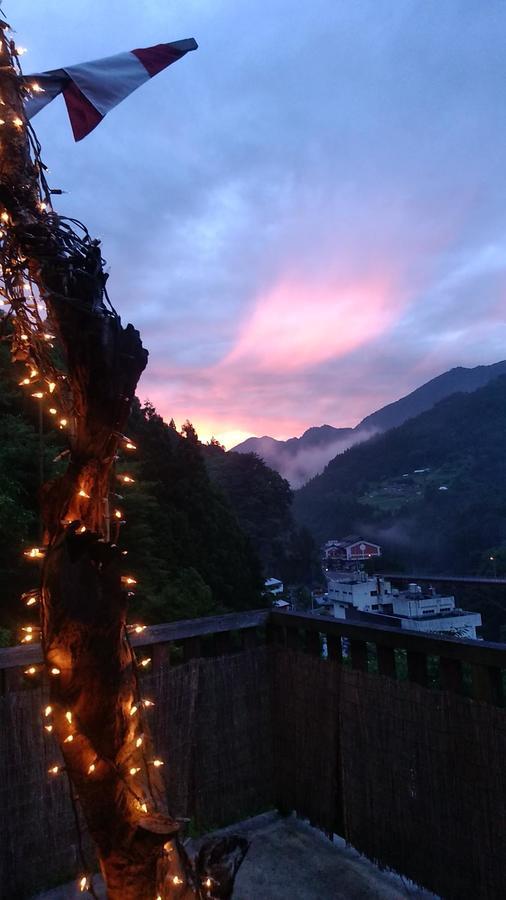 Experiencing Traditional Life Style Inn Kajiya Iya Romantei Мийоши Екстериор снимка