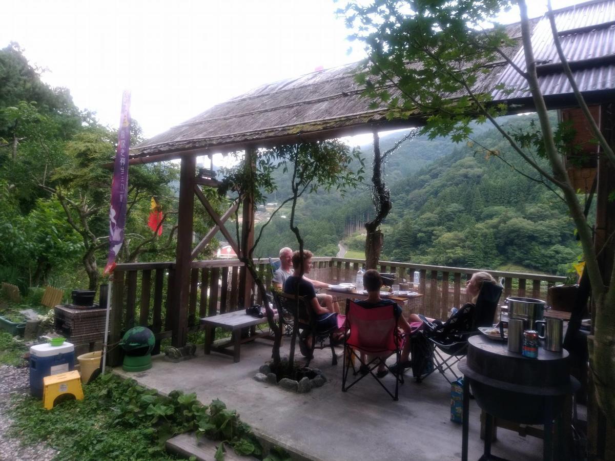 Experiencing Traditional Life Style Inn Kajiya Iya Romantei Мийоши Екстериор снимка